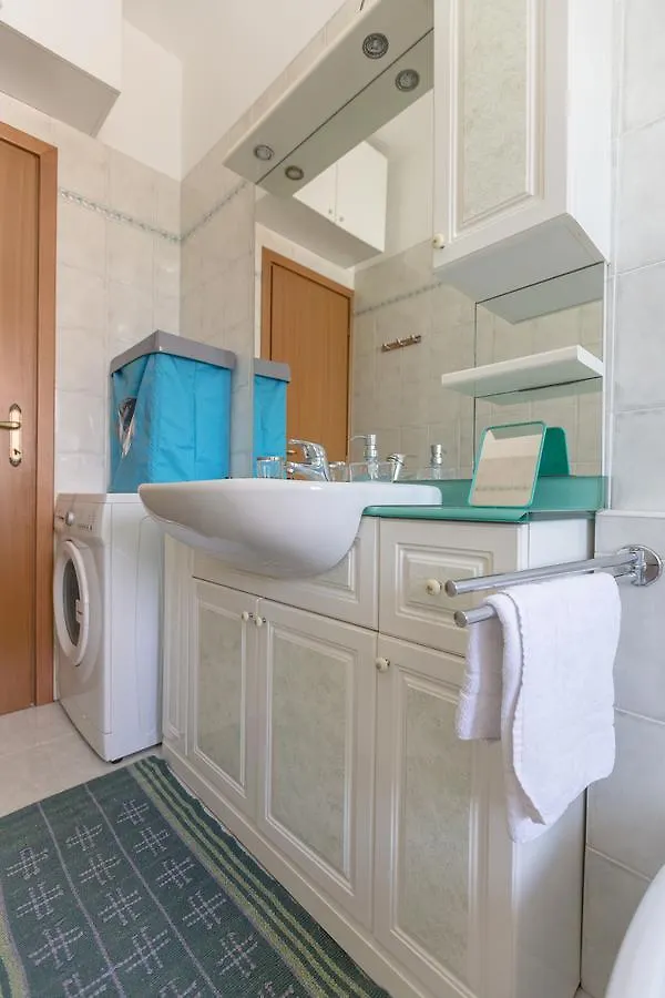 Linate Airport Apartment Milánó
