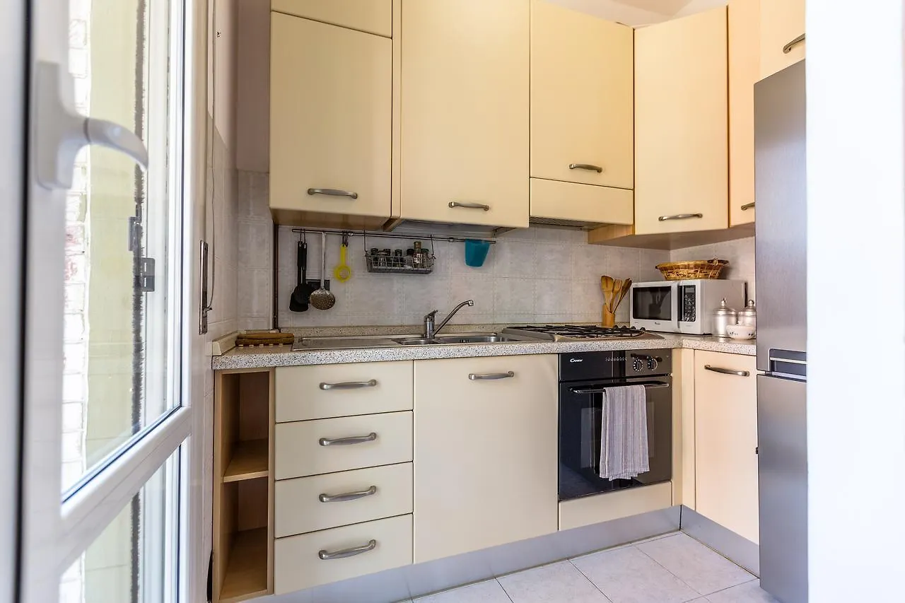 Linate Airport Apartment Milánó